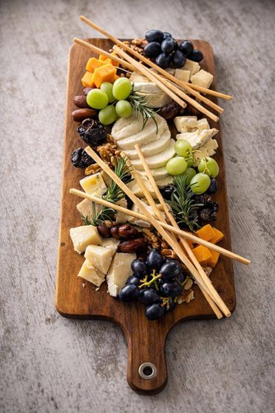 RASFAT DE BRANZETURI SI AROME” - aperitiv 4-5 Pers